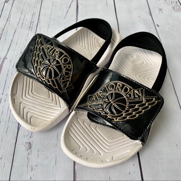 jordan brand flip flops